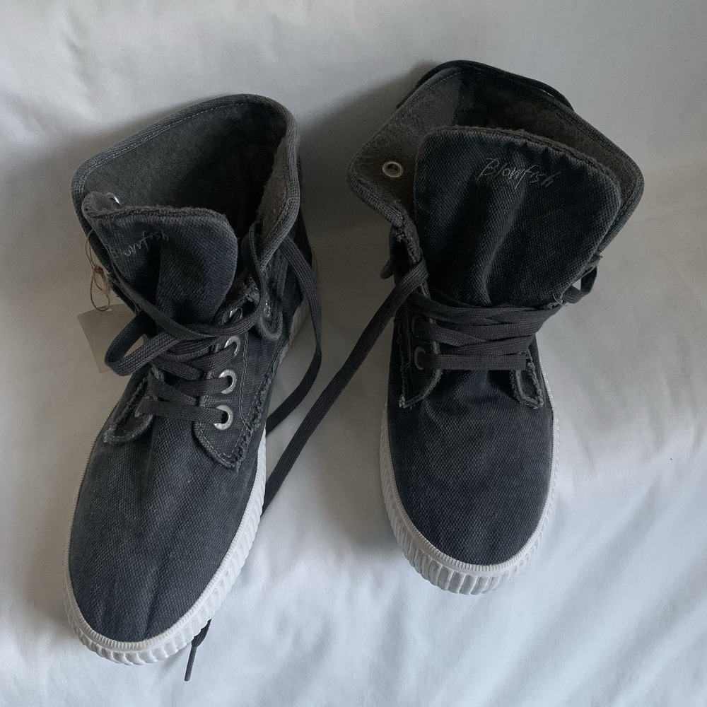 Blowfish Womens Crawberry Sneakers Shoes Gray White High Top Lace Up SZ 9-M New